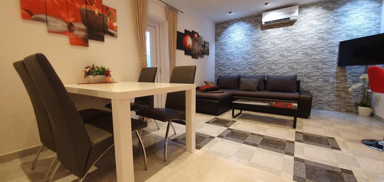 Holiday Home Jass Near Makarska Zagvozd Exteriér fotografie